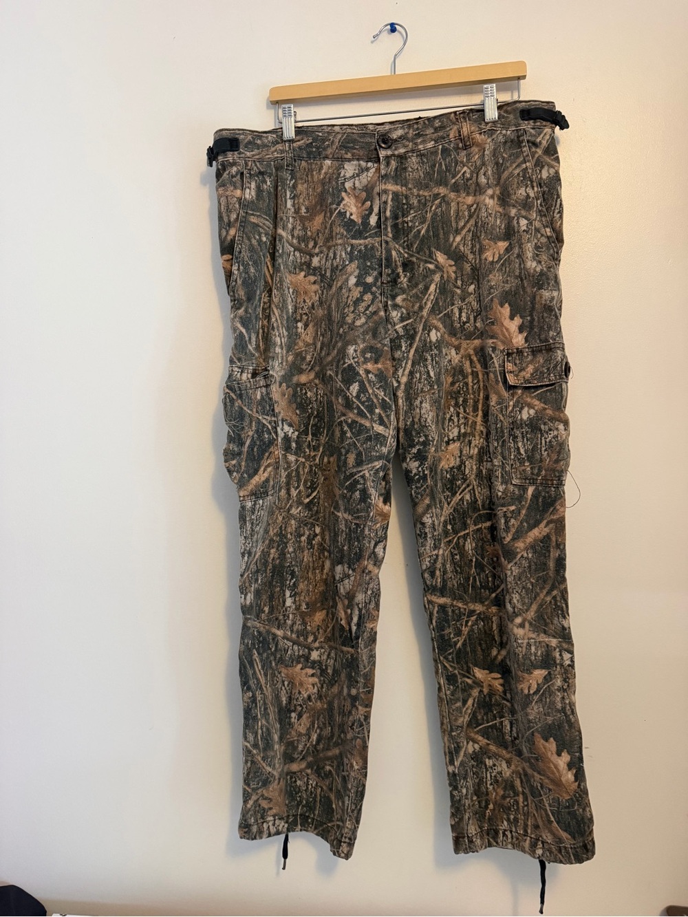 Guide Gear Men’s XL Camo Cargo Pants Hunting Outdoors Adjustable Waist